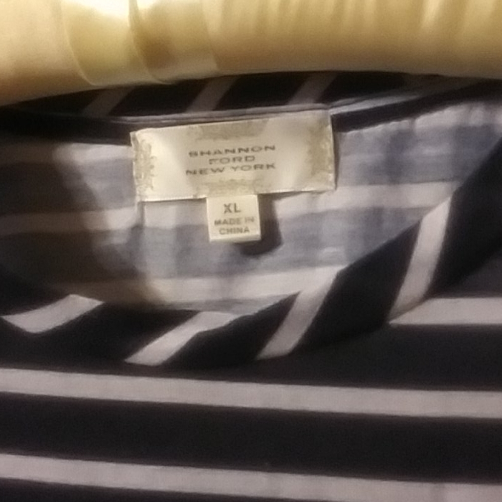 BLOUSE - Picture 3 of 4